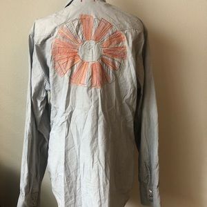 🌞Guess Jeans Embroidered Long Sleeve Button UpL